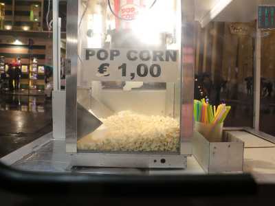 Nicola e i popcorn da strada